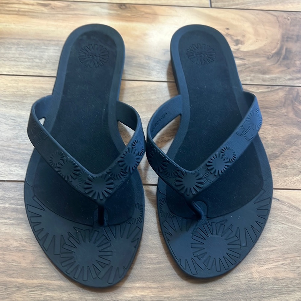 Ugg Metallic Black Flip Flop Thong Sandals Women's Size 10